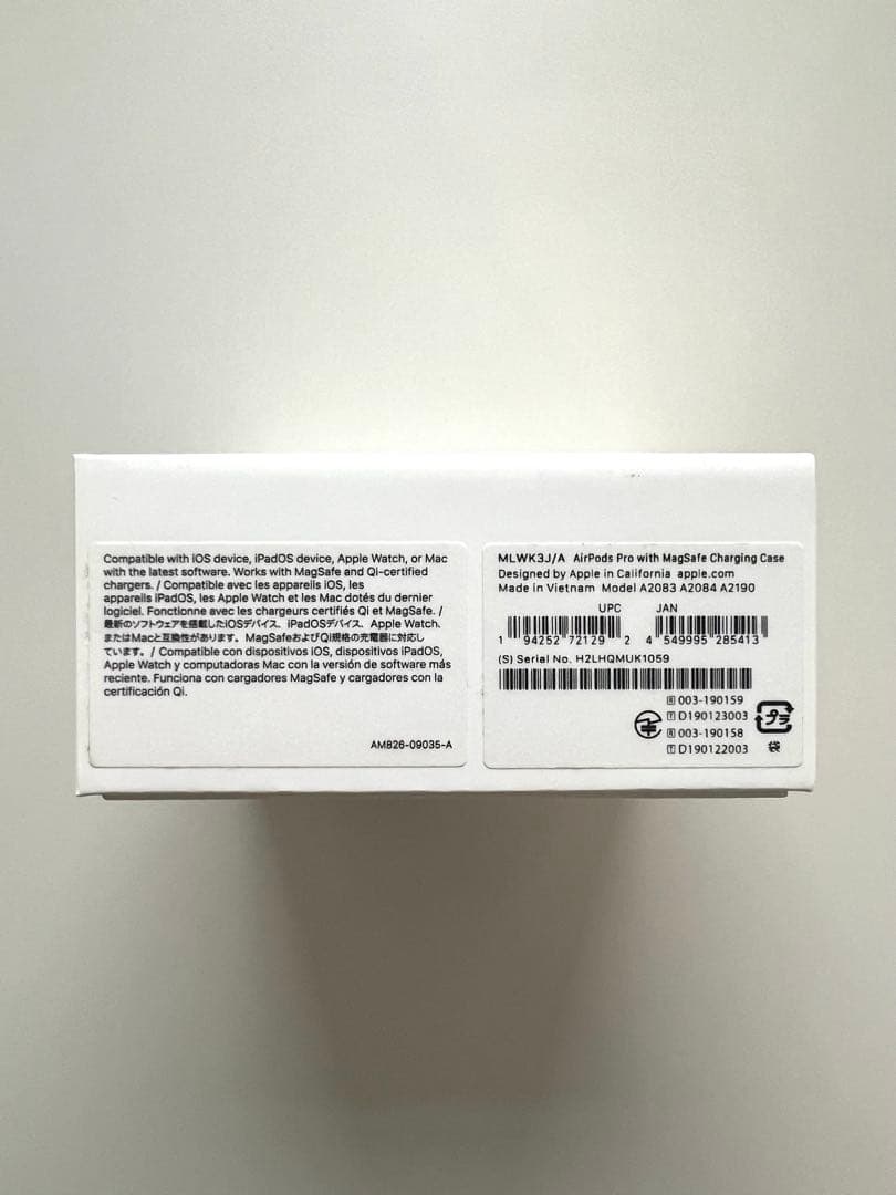 Apple AirPods Pro（第1世代）MagSafe充電ケース付き