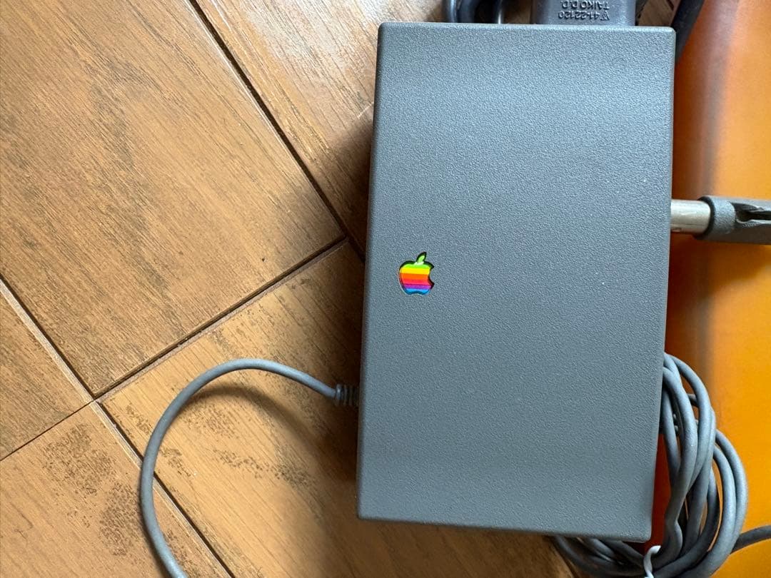 ち*ん様 【ジャンク】 iBook G3 M2453/タンジェリン クラムシェル