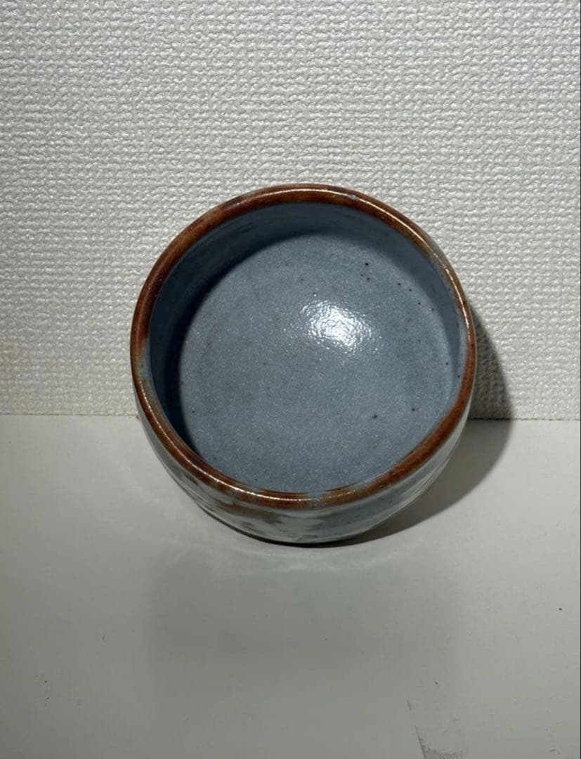 鼠志野 志野焼 茶碗 共箱付き(作者署名あり) 青色と茶色の茶碗 木製箱付き