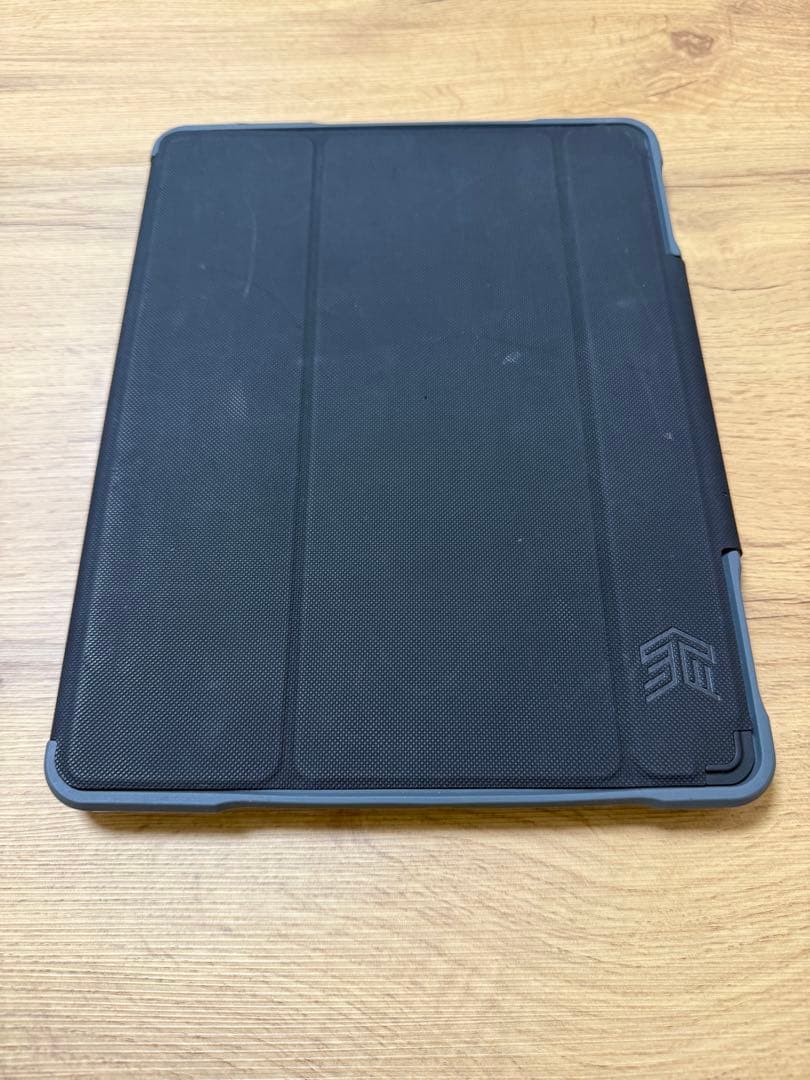 iPad 第9世代 256GB Wi-Fiモデル スペースグレイ ケース付き