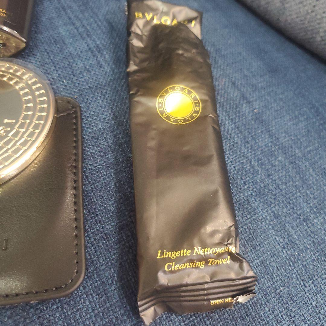 エミレーツ航空　ファーストクラス　BVLGARI アメニティセット