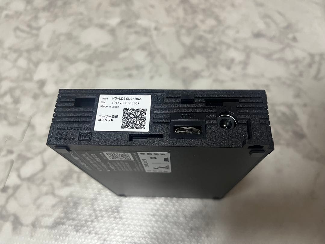 Hisense 24インチ液晶テレビBUFFALO録画用ハードディスク3.0TB