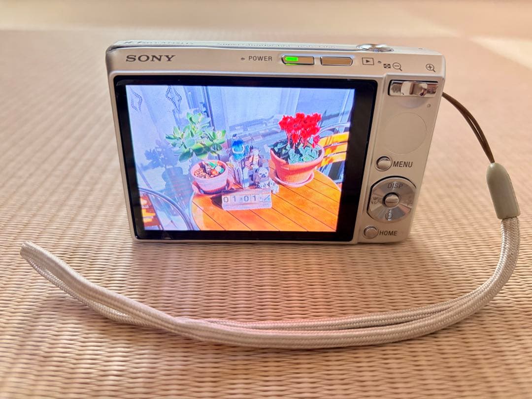SONY Cybershot ダブルでぶれない 1080デジカメDSC-T100