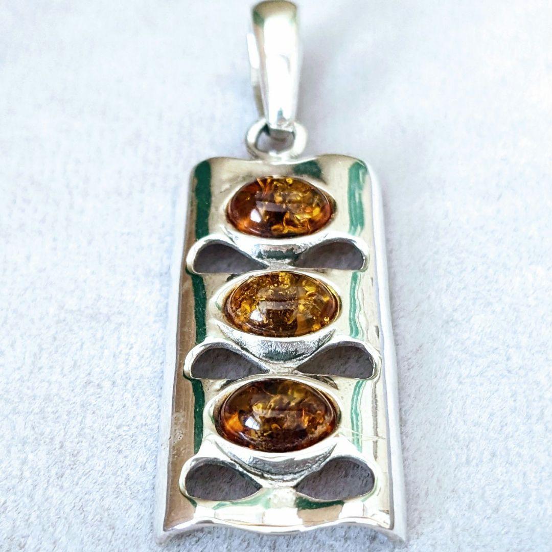 ☆NEW☆トルコ製 天然石 ペンダントトップ（琥珀）Silver925
