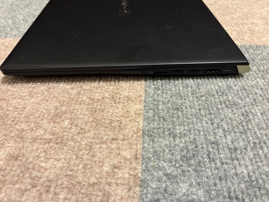 その他ノートPC本体 dynabook UZ63/P corei7 8565u