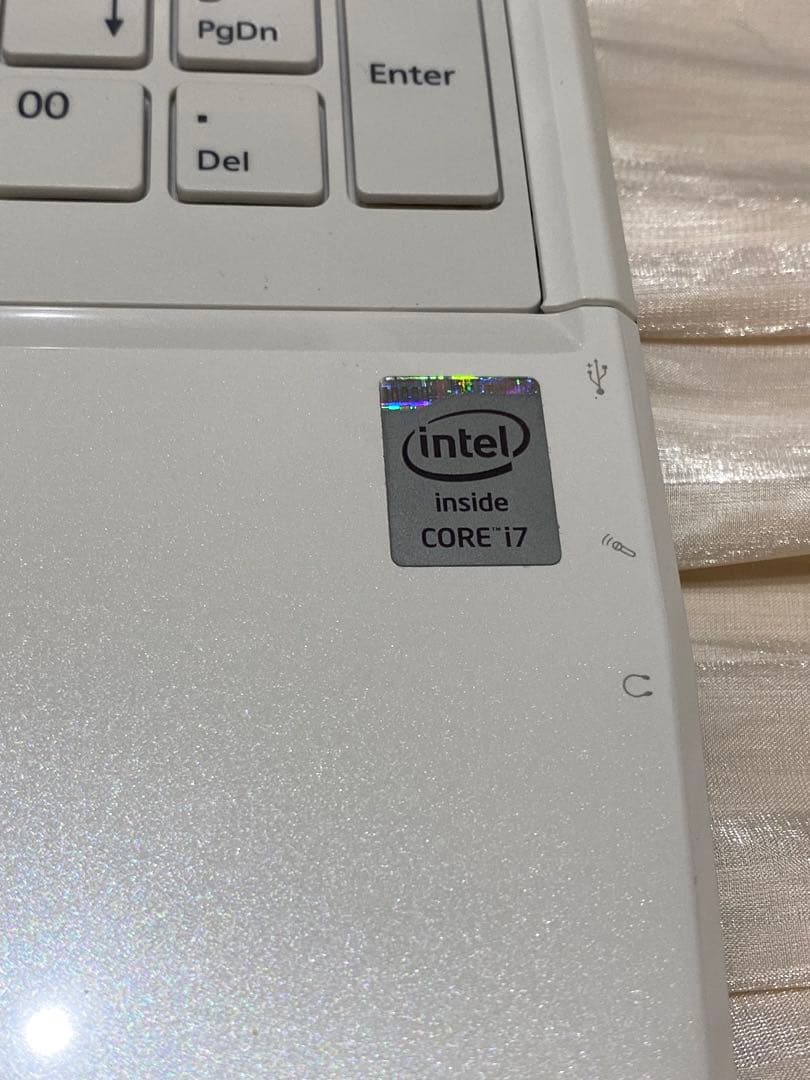 FUJITSU LIFEBOOK AH53/R｜Core i7搭載ノートパソコン