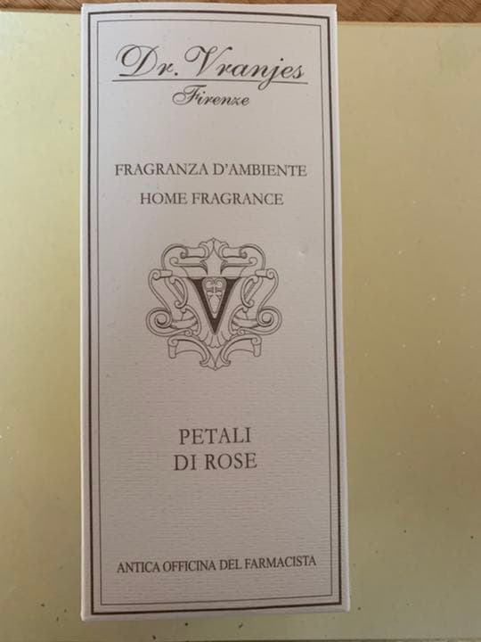 新品 未開封 ドットール・ヴラニエス PETALI DI ROSE 250ml