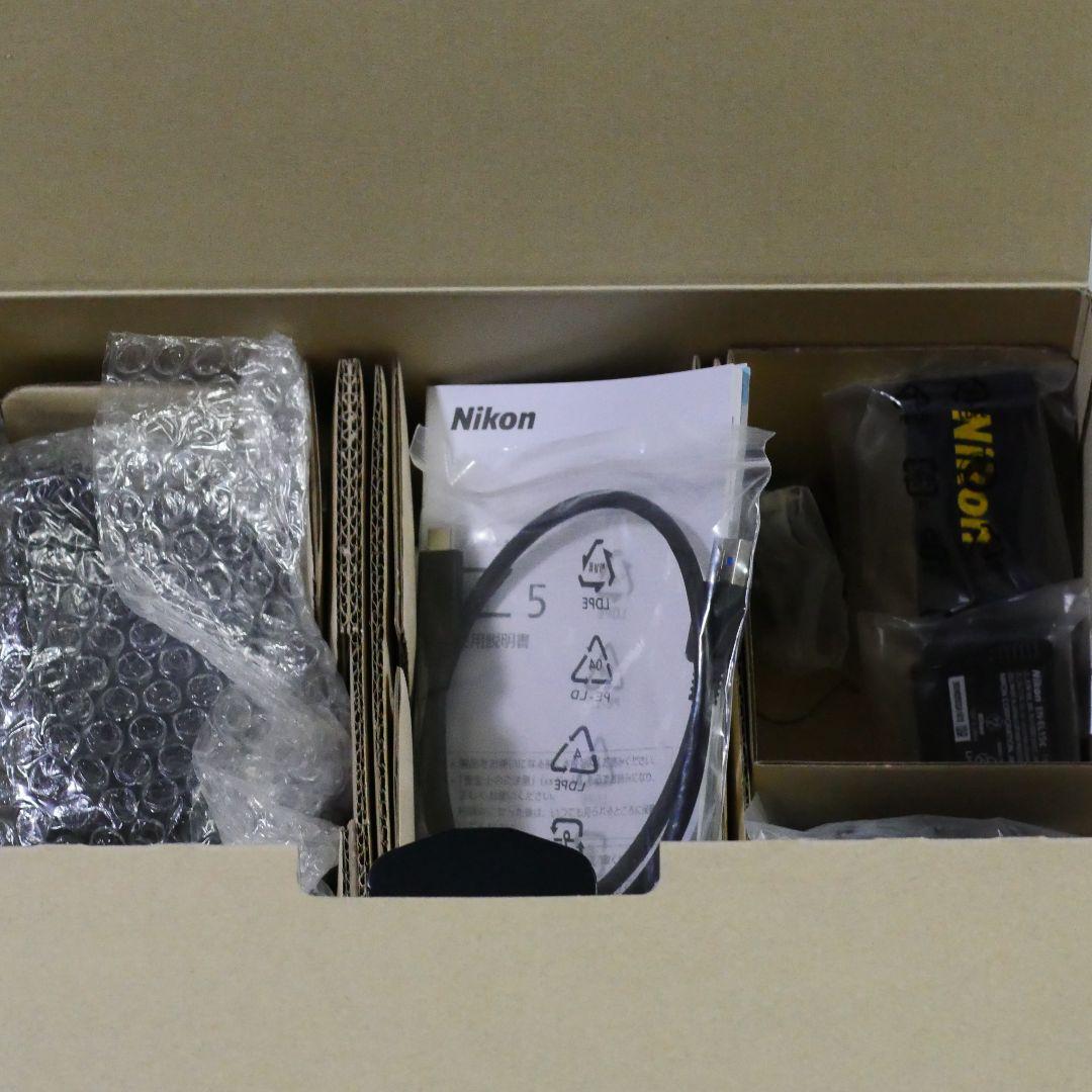 Nikon Z 5 ミラーレス一眼カメラボディー 本体新品級☀