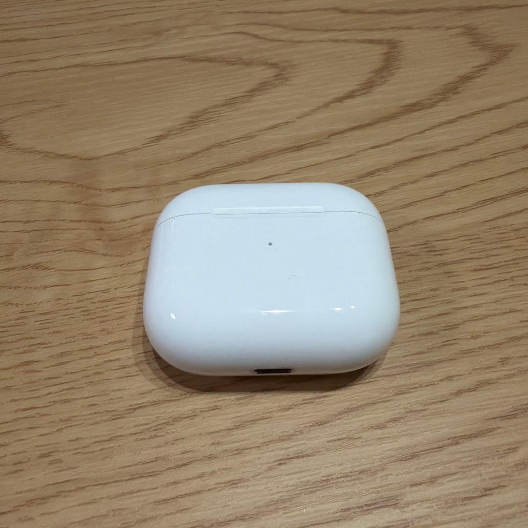 【早い者勝ち！】AirPods3 本体 ホワイト ワイヤレスイヤホン