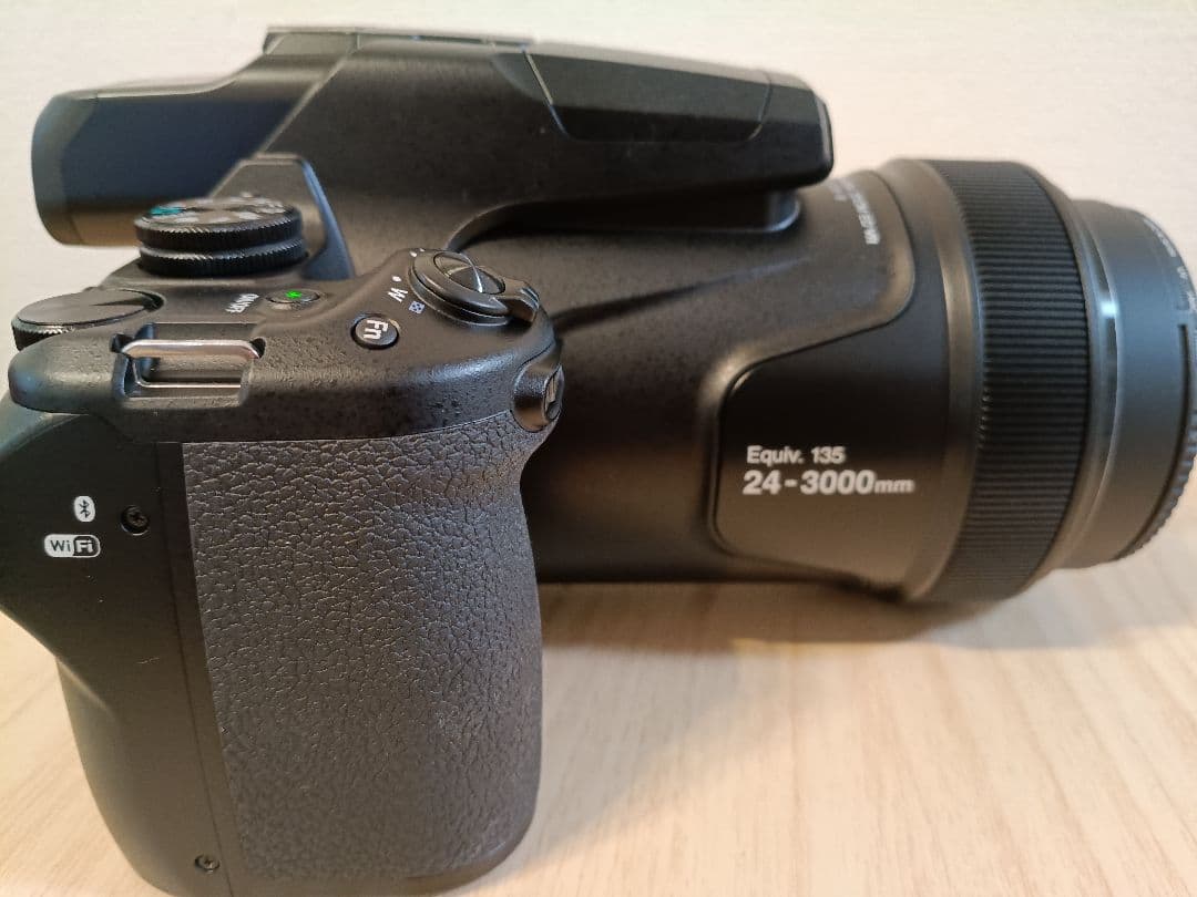 ニコン　COOLPIX P1100 使用極わずか　バッテリー3個　フィルター　他