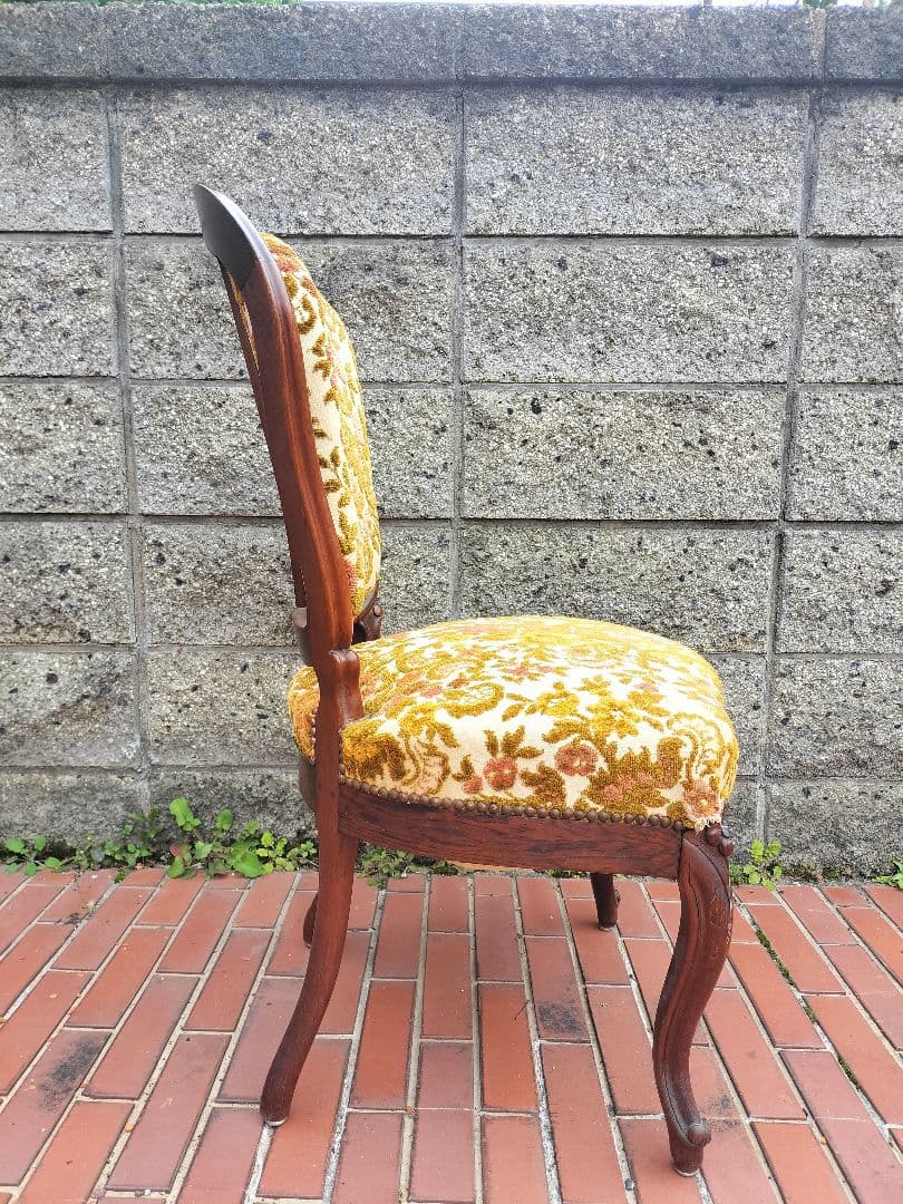 アンティーク　フランス　猫足　花柄　刺繍　木製椅子　チェア