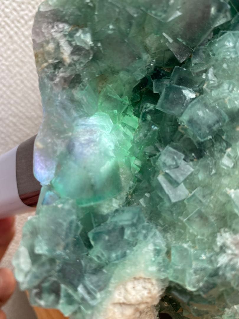 か*爺様 T1017特価★着払いパープルグリーンフローライトキューブ結晶原石クラ