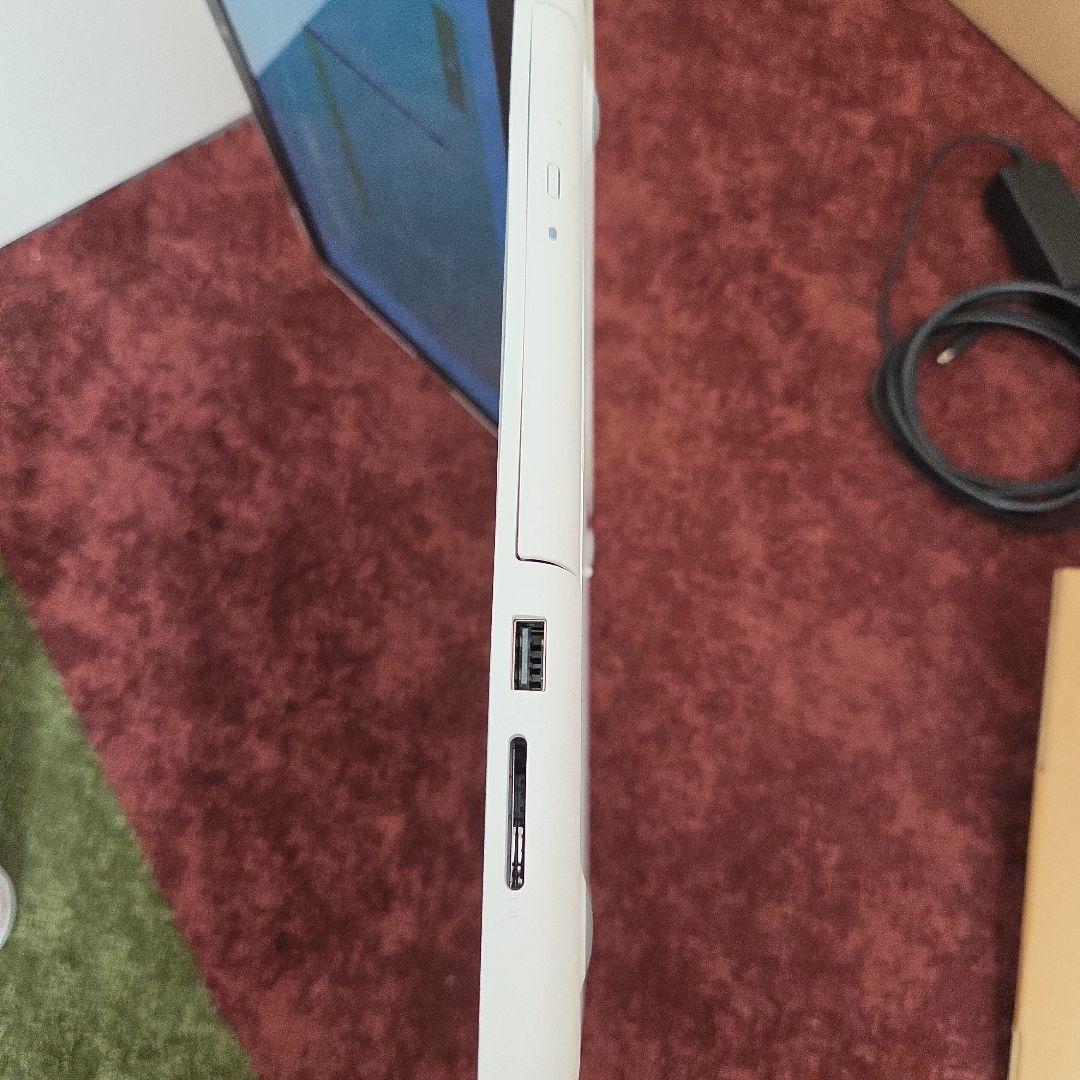 DELL ノートPC core i3 ACアダプター付き