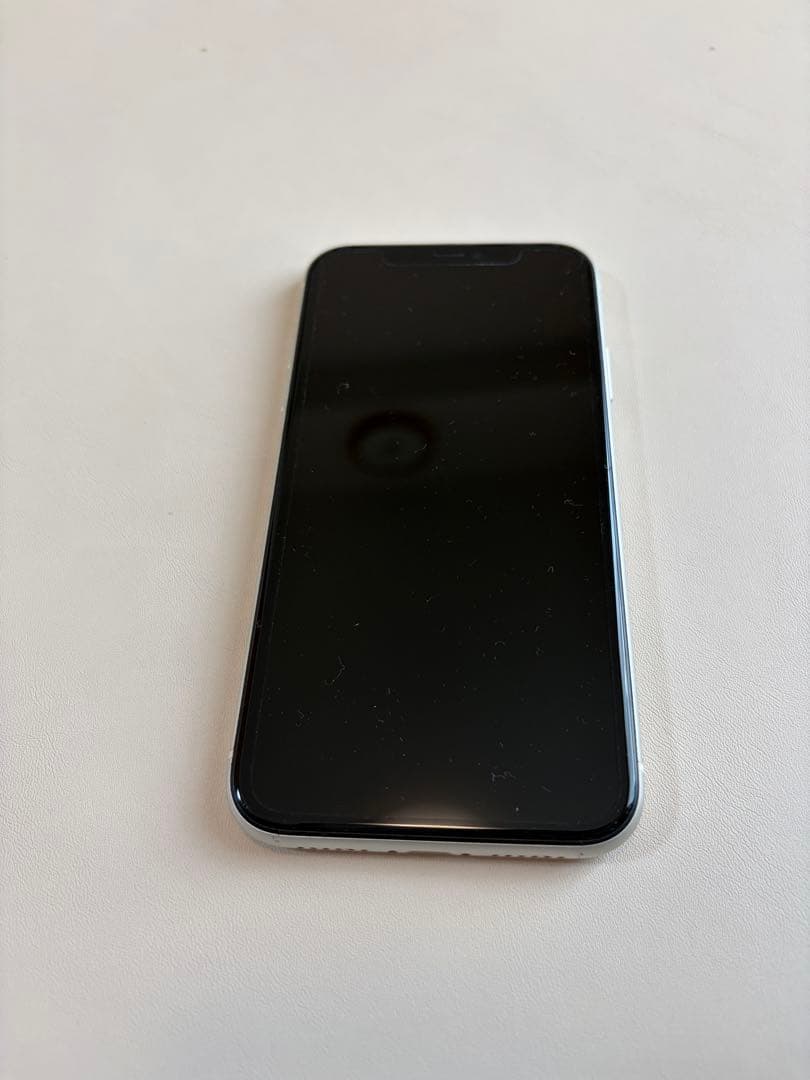 iPhone11 128GB ホワイト 本体