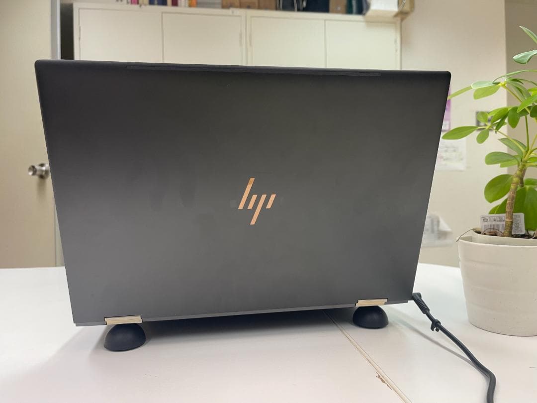 【中古】ノートパソコンHP Spectre x360 Convertible