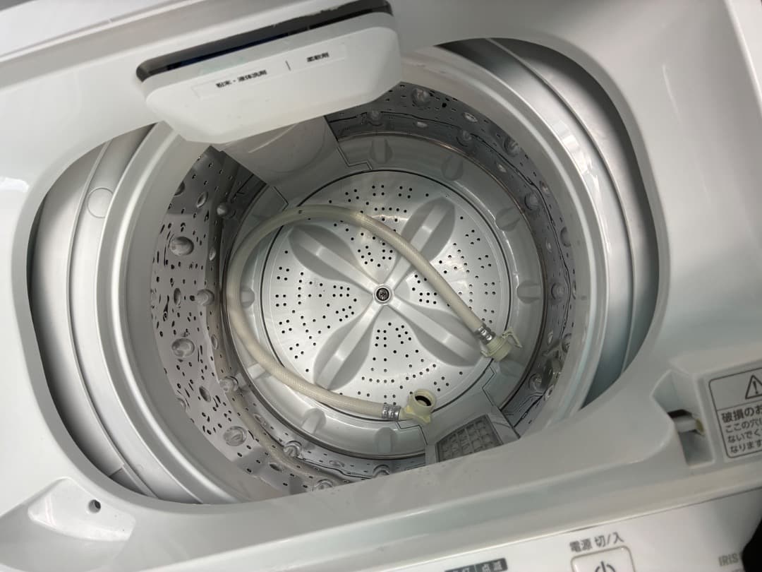 取引中　IRIS 7Kg 洗濯機　2025年製　程度良好　女性ワンオーナー
