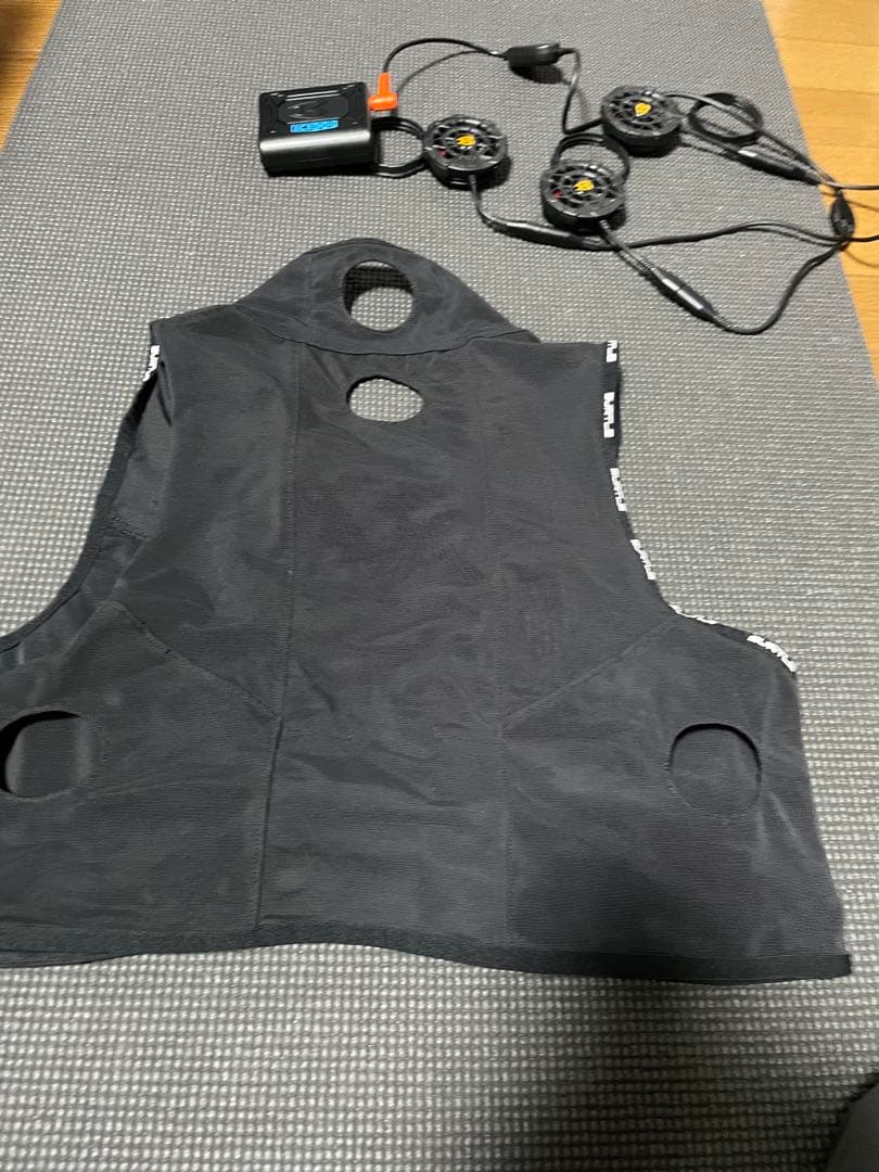BURTLE アイスクラフト氷冷　ペルチェベスト IC101S