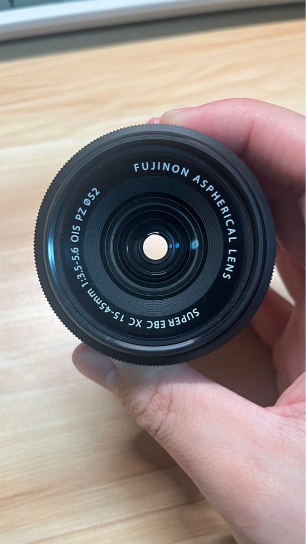 Fujinon XC15-45mm f/3.5-5.6ズームレンズ