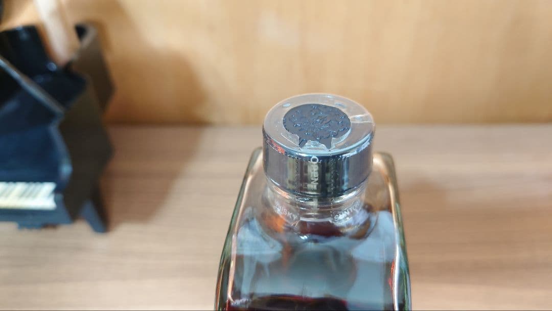 未開栓 サントリー ウイスキー  グランドピアノ 43% 600ml