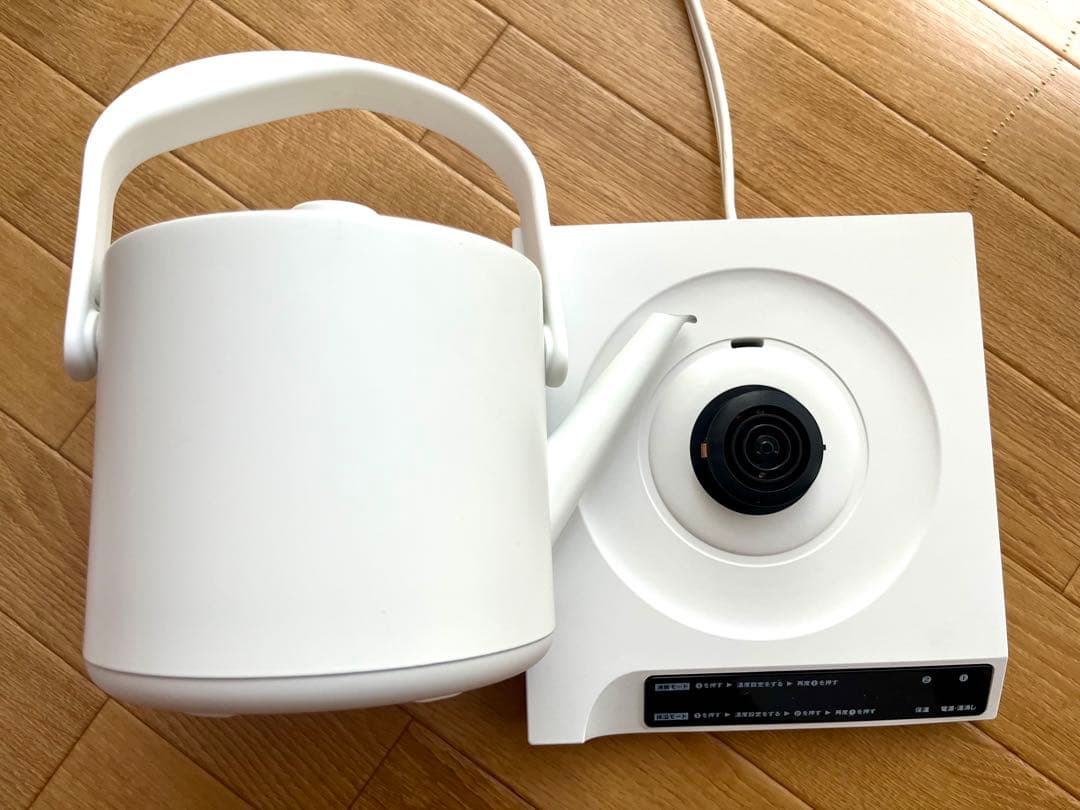 Russell Hobbs ラッセルボブス ケトル ホワイト 7106JP-WH