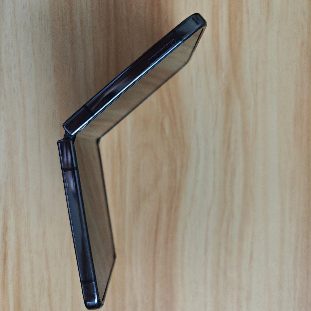 Galaxy zflip4 512GB グラファイト