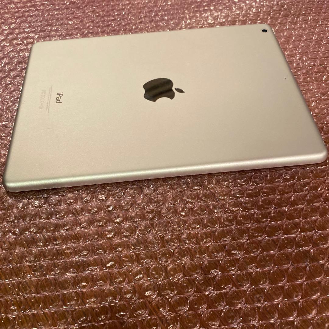 iPad Air wifi 64GB シルバー　MD790J/A A1474