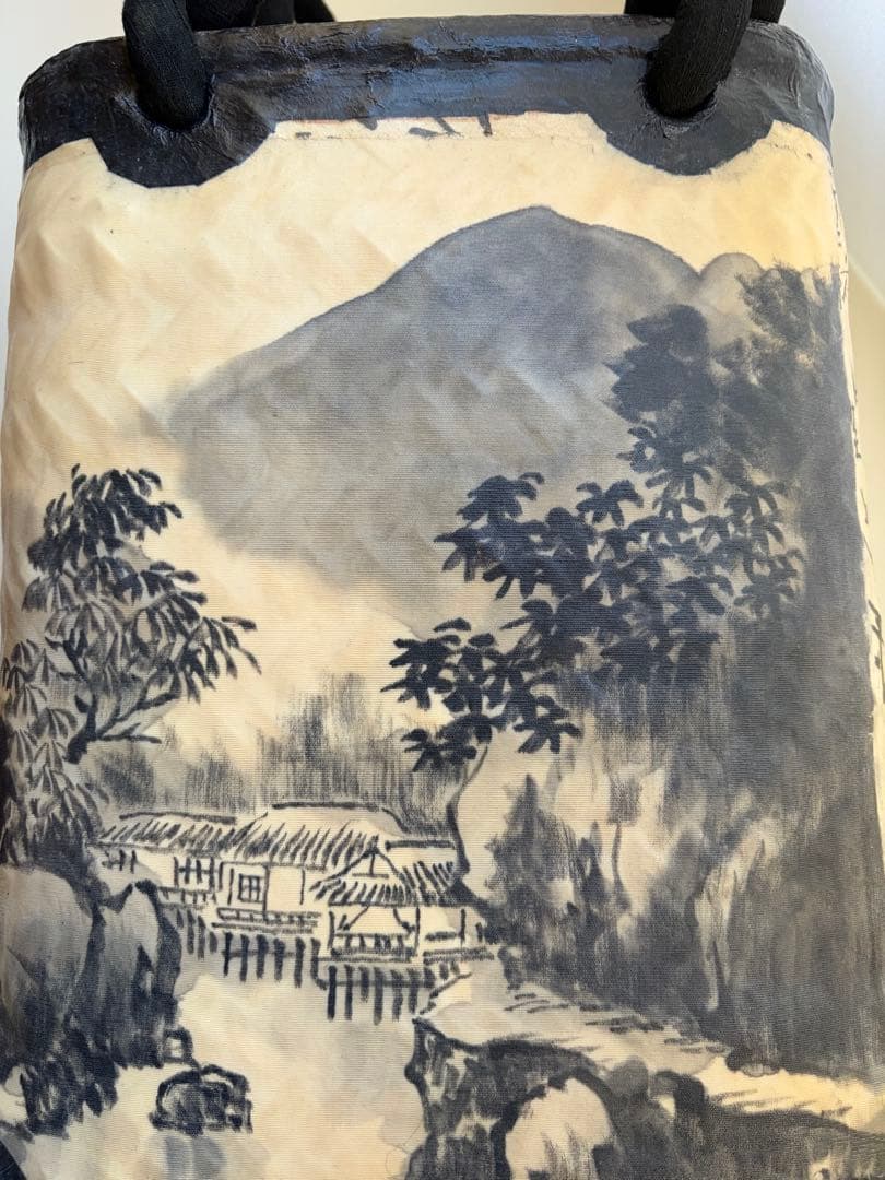 一閑張バッグ（山水画デザイン ）