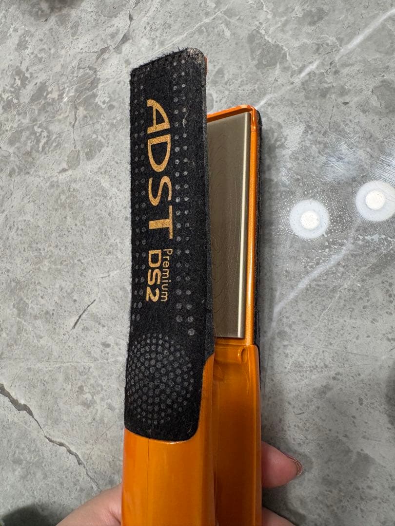 ADST アドスト　ストレートアイロン