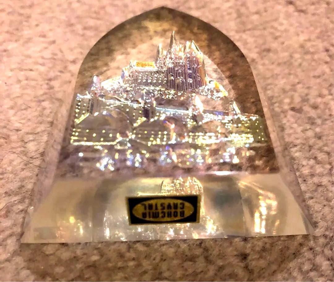 bohemia crystal プラハ城　置物