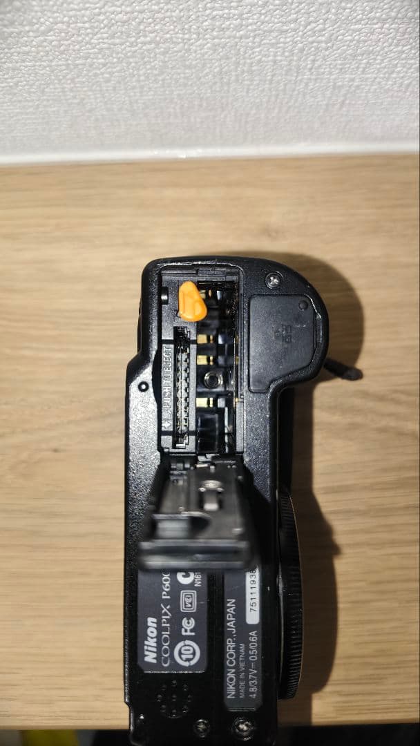 【動作確認済】【モニター綺麗だけど暗い】Nikon COOLPIX P6000
