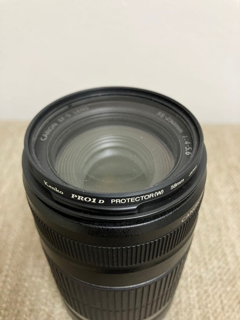 Canon EOS Kiss X3 ダブルズームキットカメラ