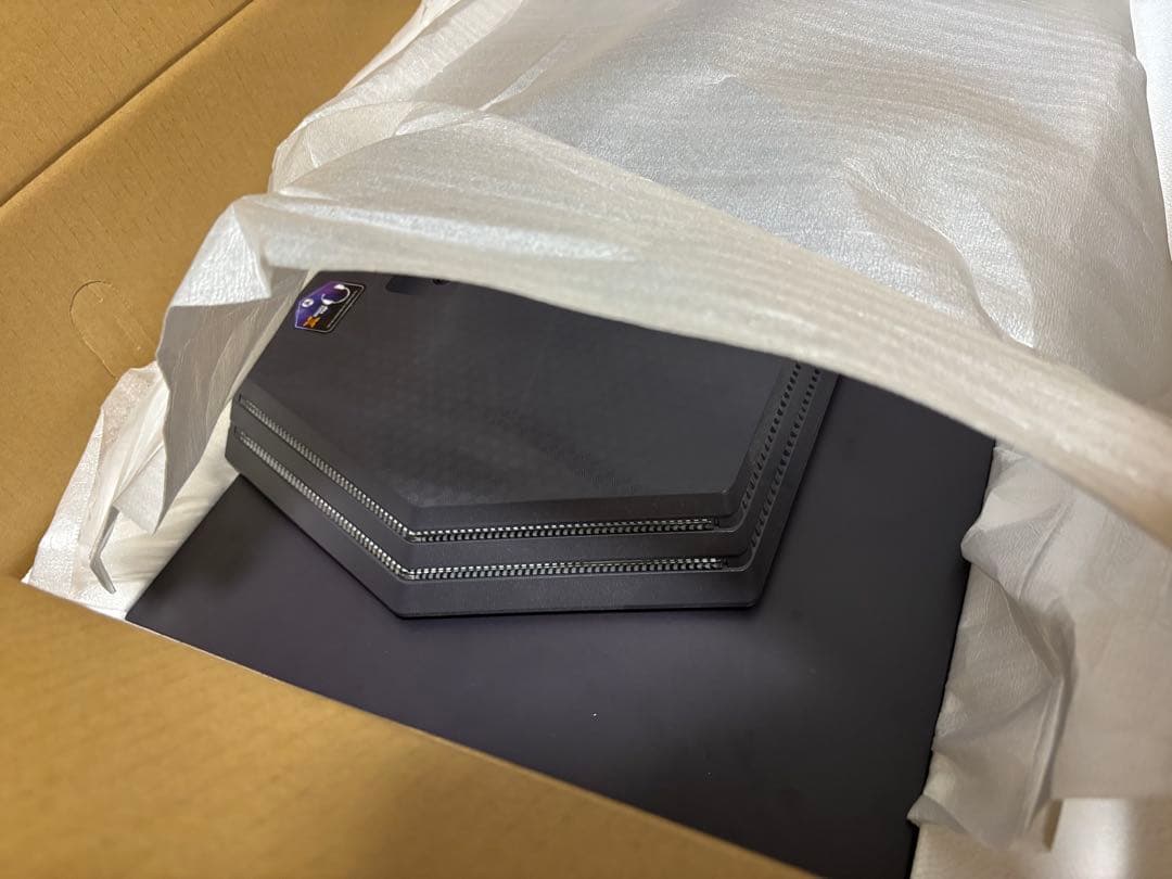 LG ゲーミングモニター UltraGear 27GR95QE-B 240hz