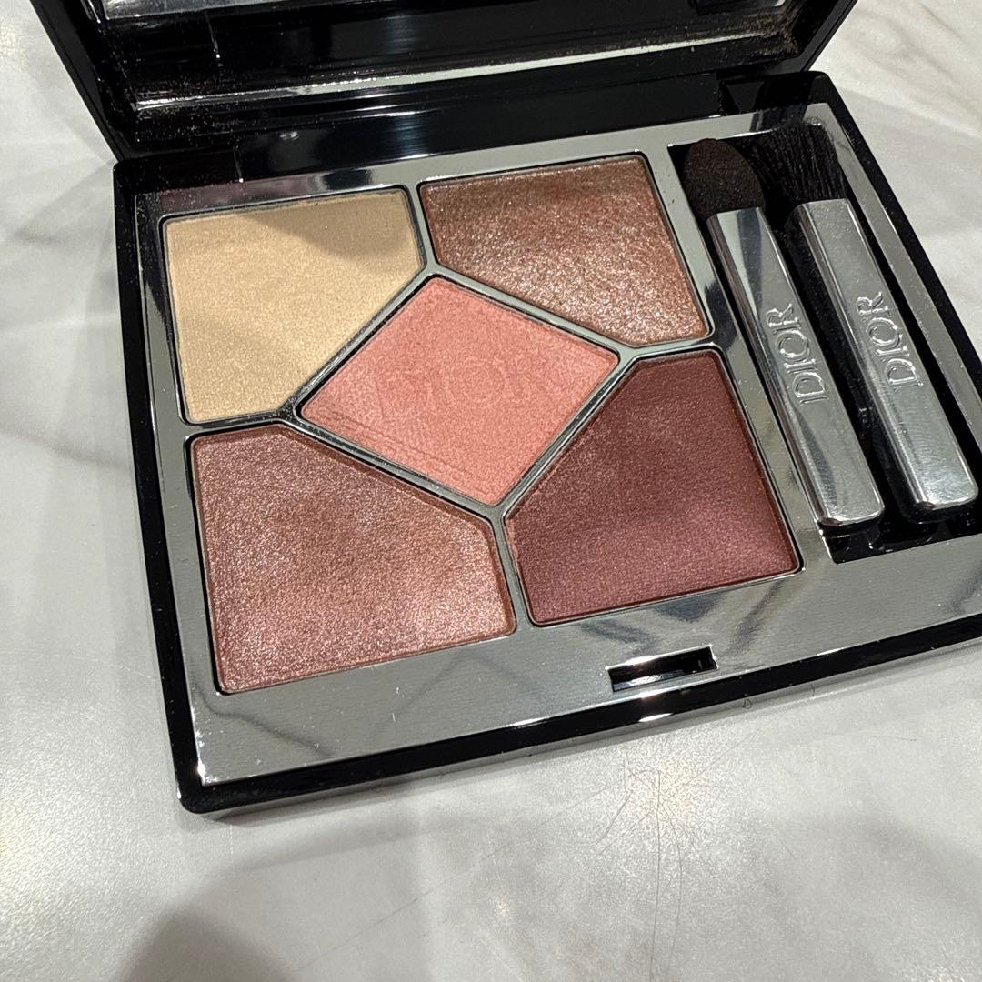 DIORSHOW サンク クルール アイシャドウ 743 ROSE TULLE
