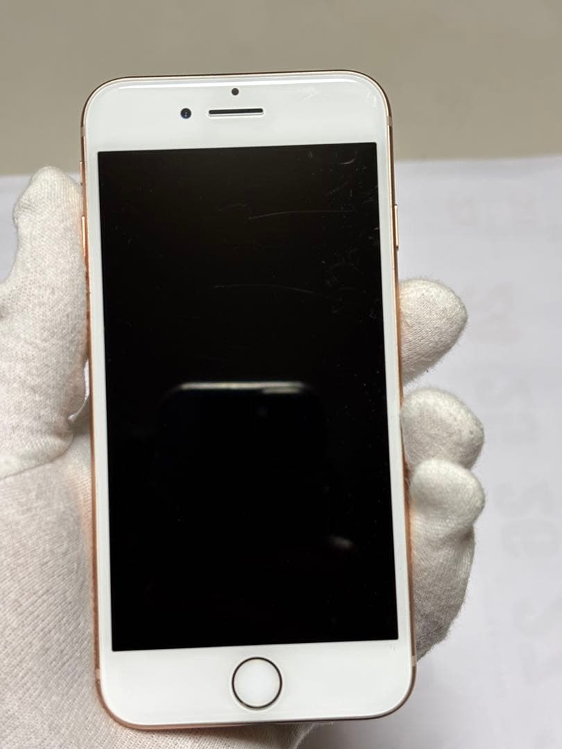 Apple iPhone 8 64GB ゴールドバッテリー83%