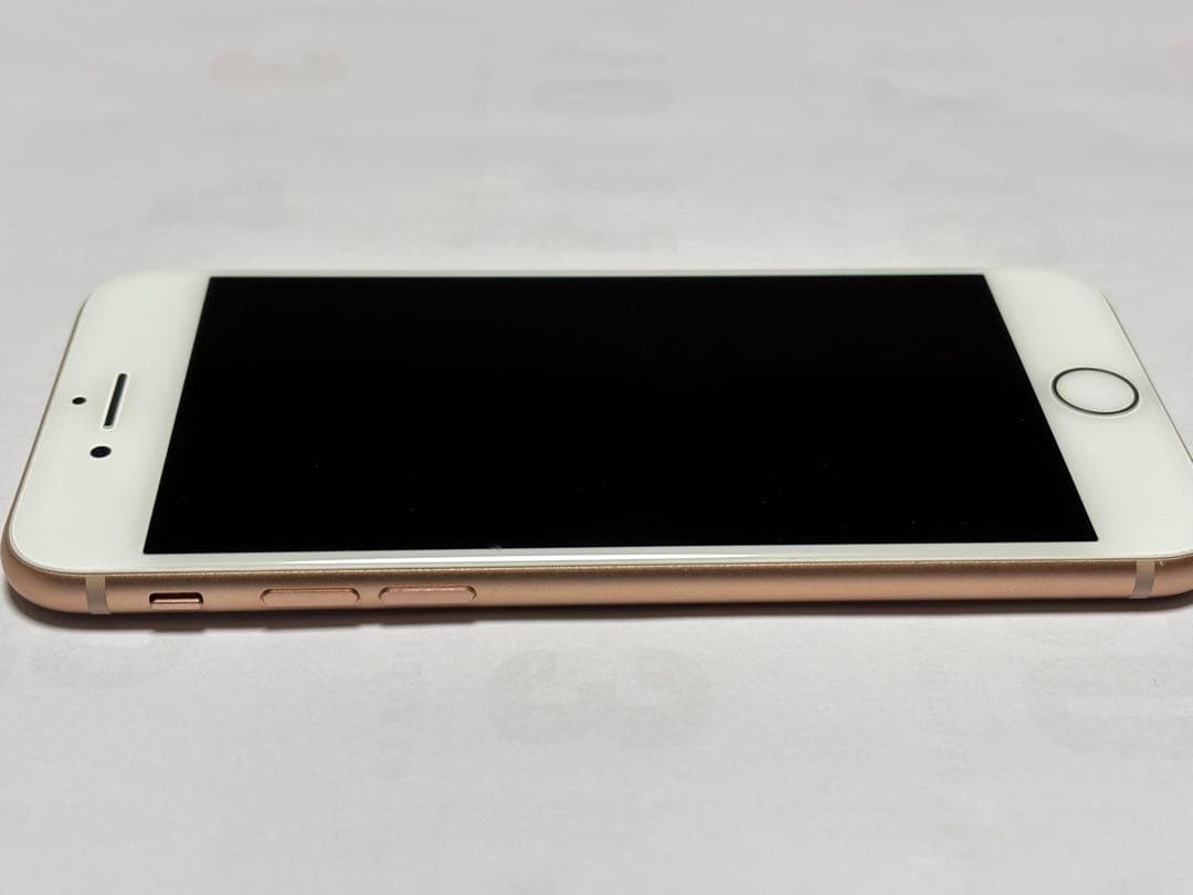 Apple iPhone 8 64GB ゴールドバッテリー83%