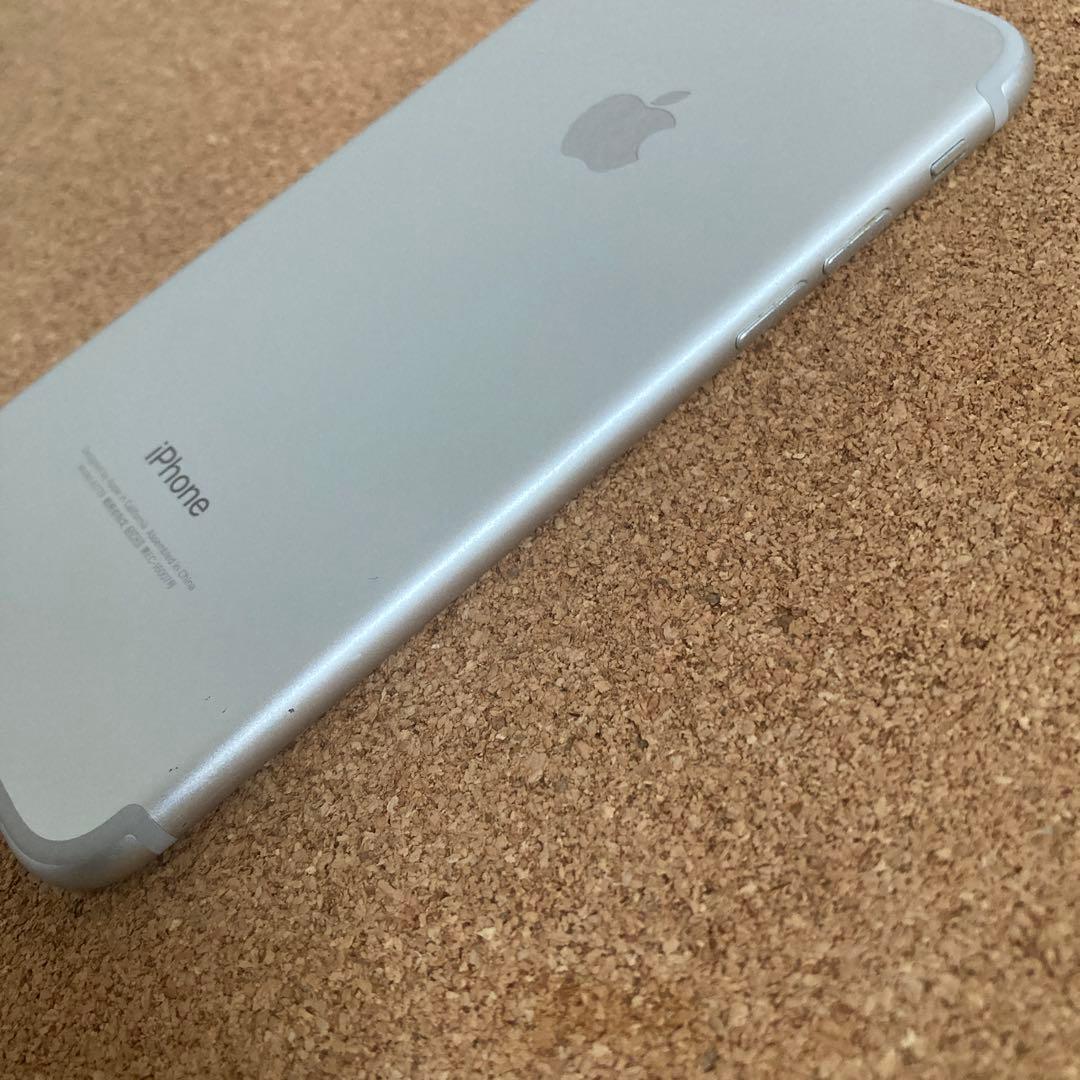 898【早い者勝ち】電池最良好☆iPhone7 128GB SIMフリー☆