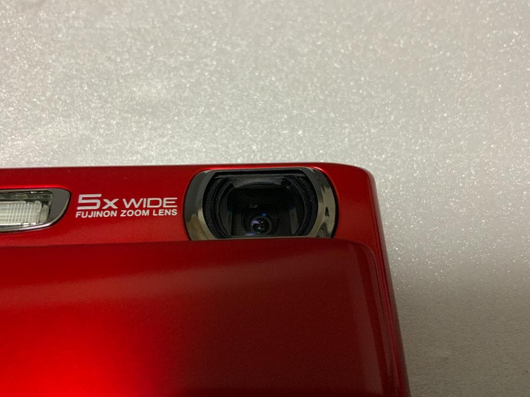 FUJIFILM FinePix Z950EXR レッド