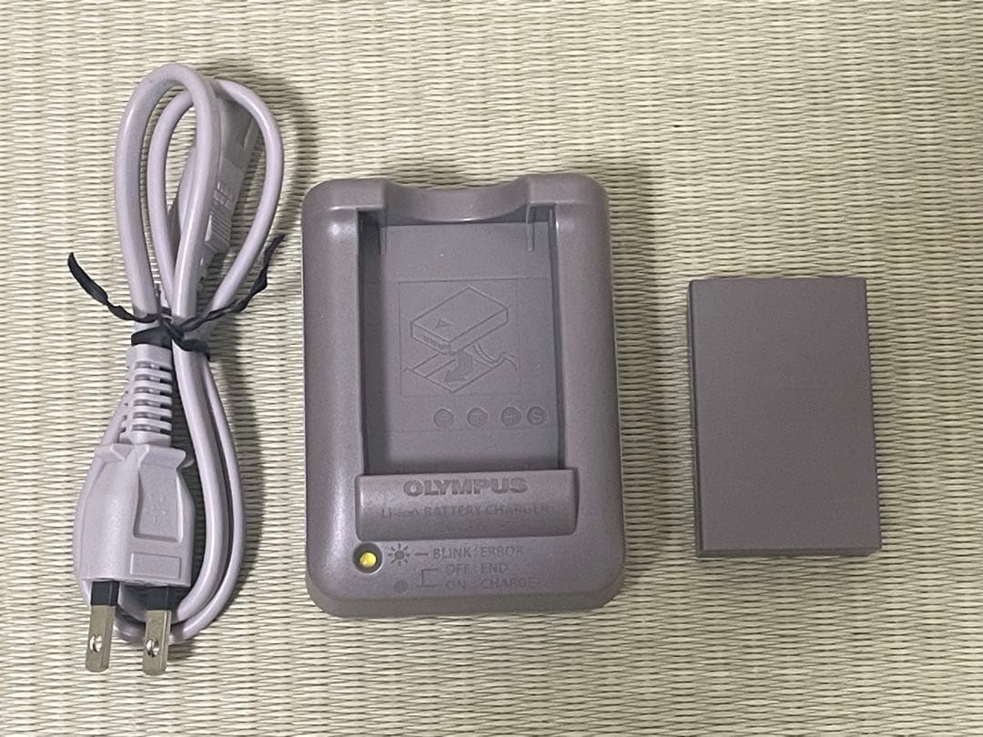 【美品】OLYMPUS E-PL3 ホワイト 本体　即日発送！