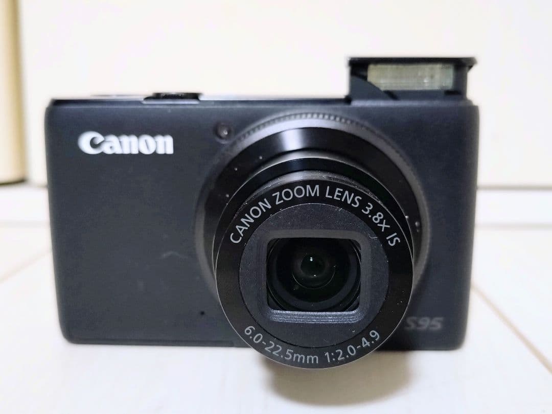 Canon PowerShot S95 コンパクトデジタルカメラ
