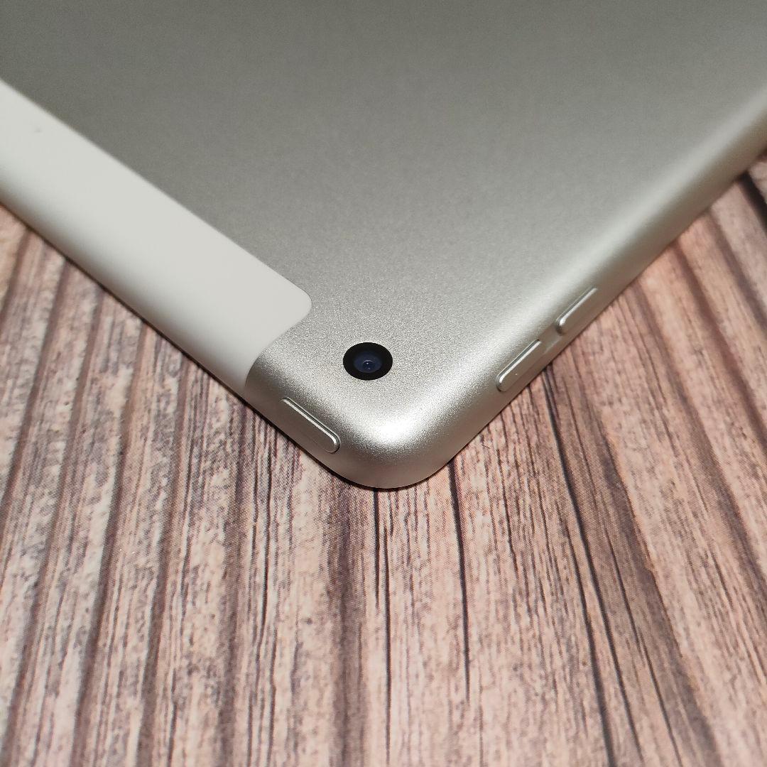 iPad 第7世代 128GB SIMフリー 美品 バッテリー100%