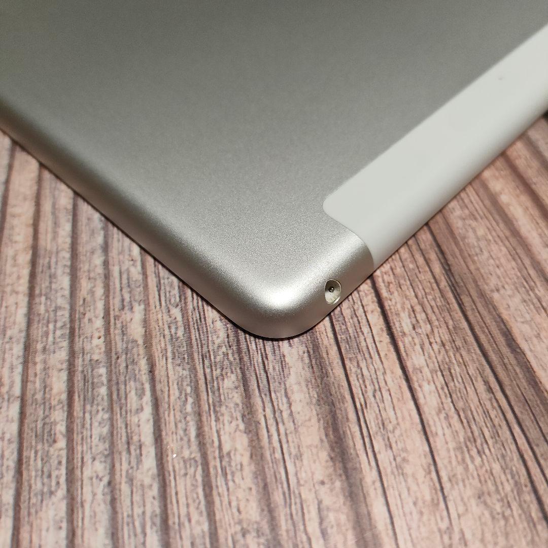 iPad 第7世代 128GB SIMフリー 美品 バッテリー100%