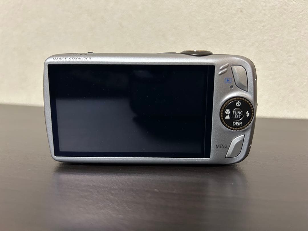 キャノン　Canon IXY 930IS シルバー