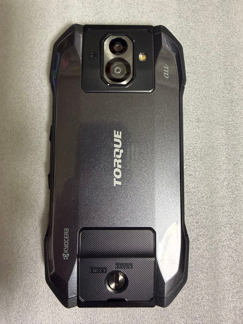 au TORQUE G04 KYV46 ブラック　（極美品）