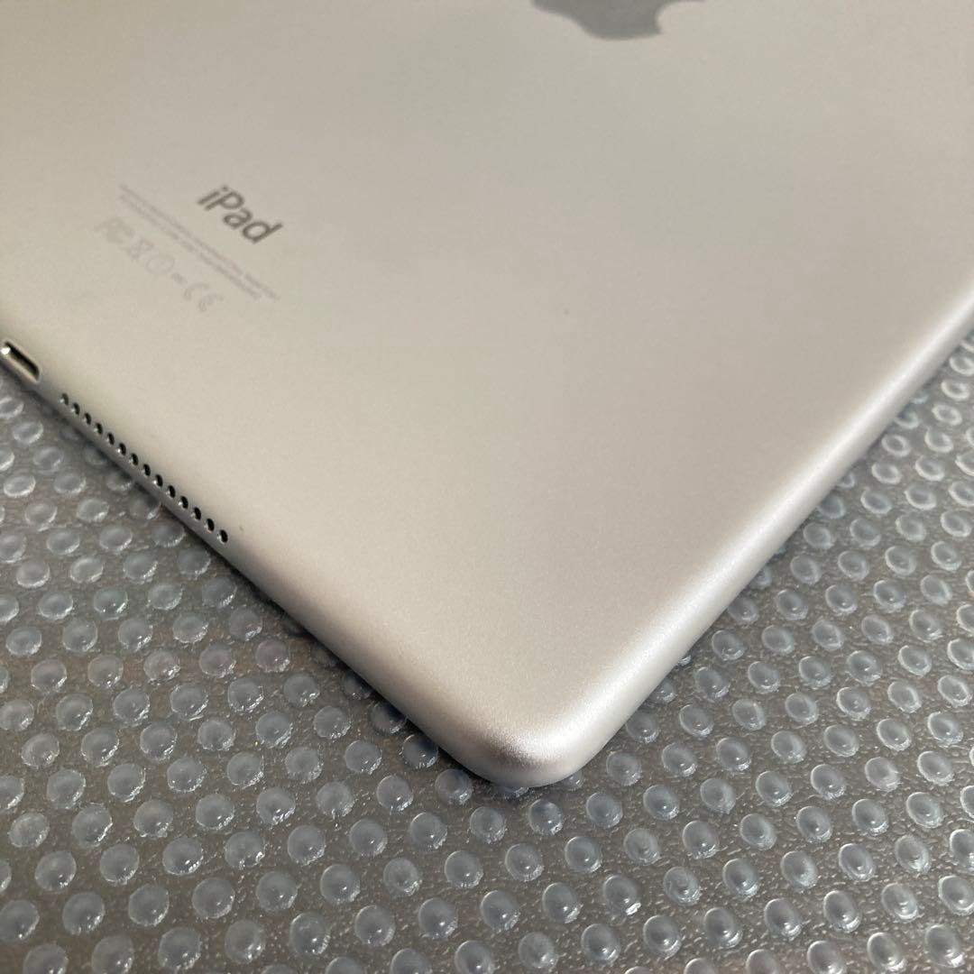 137【早い者勝ち】電池最良好☆iPad Air2 第2世代 16GB au☆