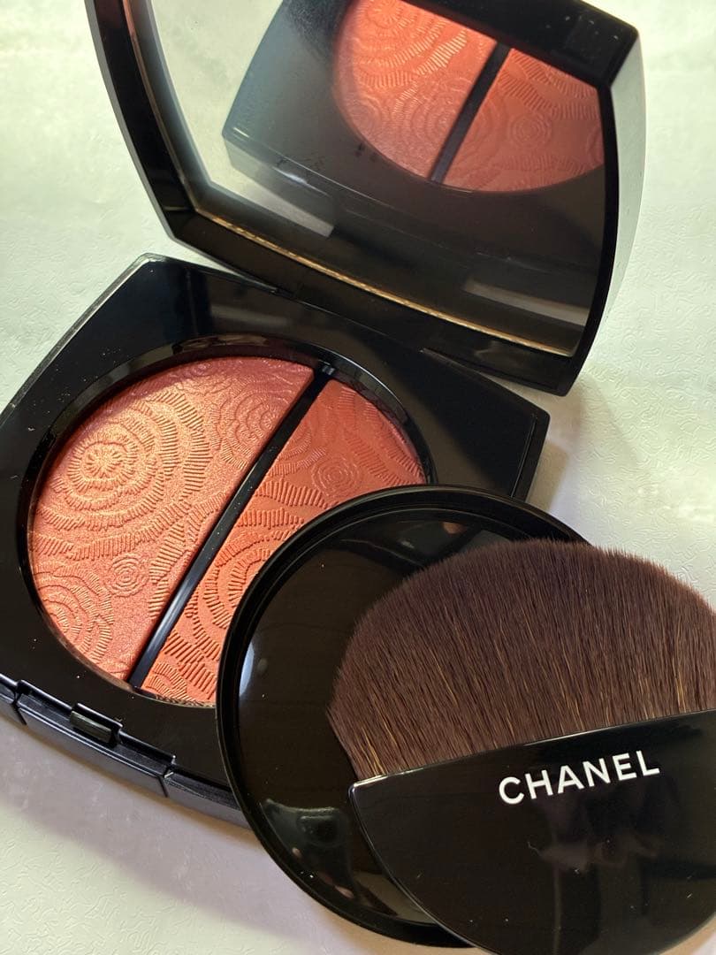 CHANEL フェイスカラー ピンク系 二色