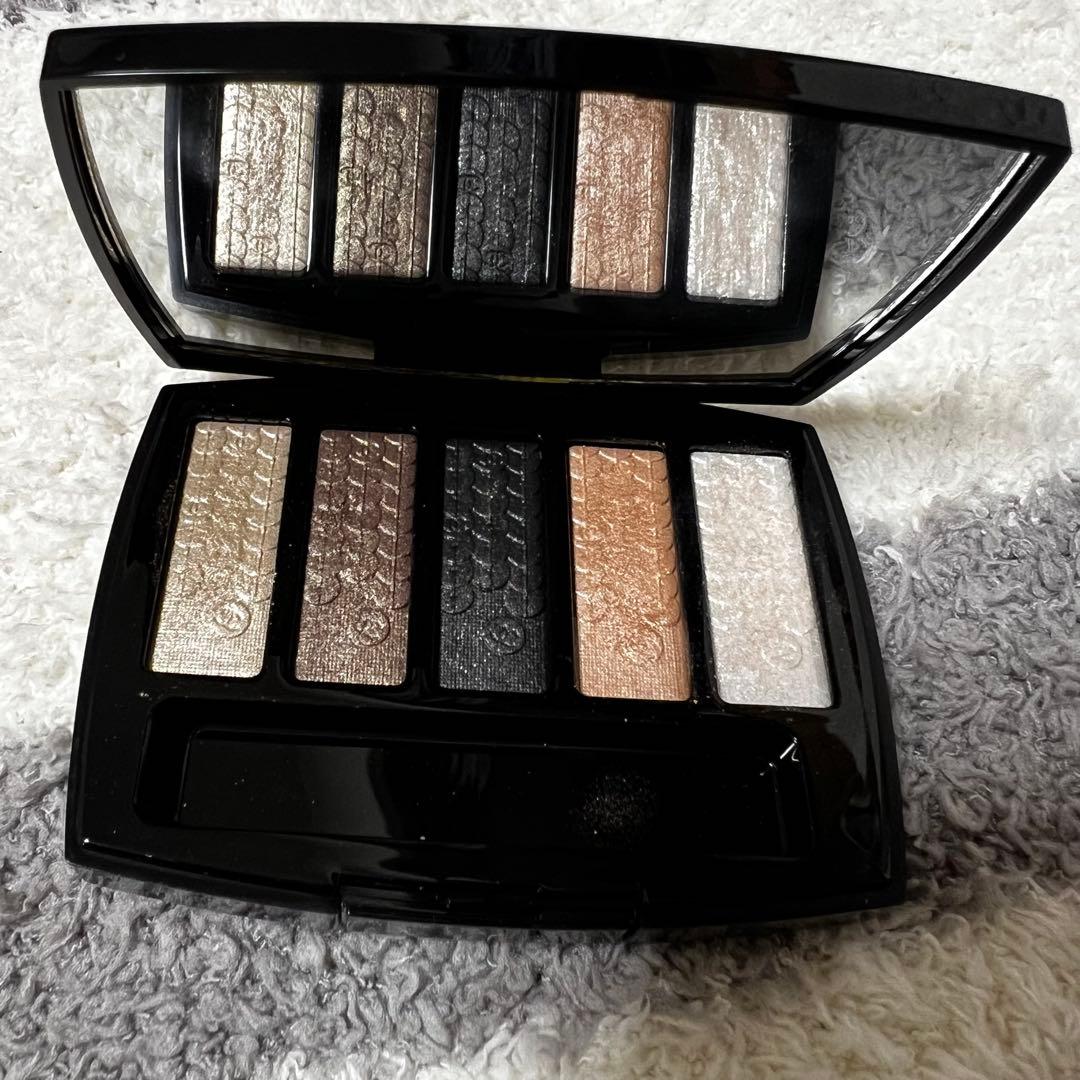 CHANEL アイシャドウパレット シルバー ブラウン ブラック