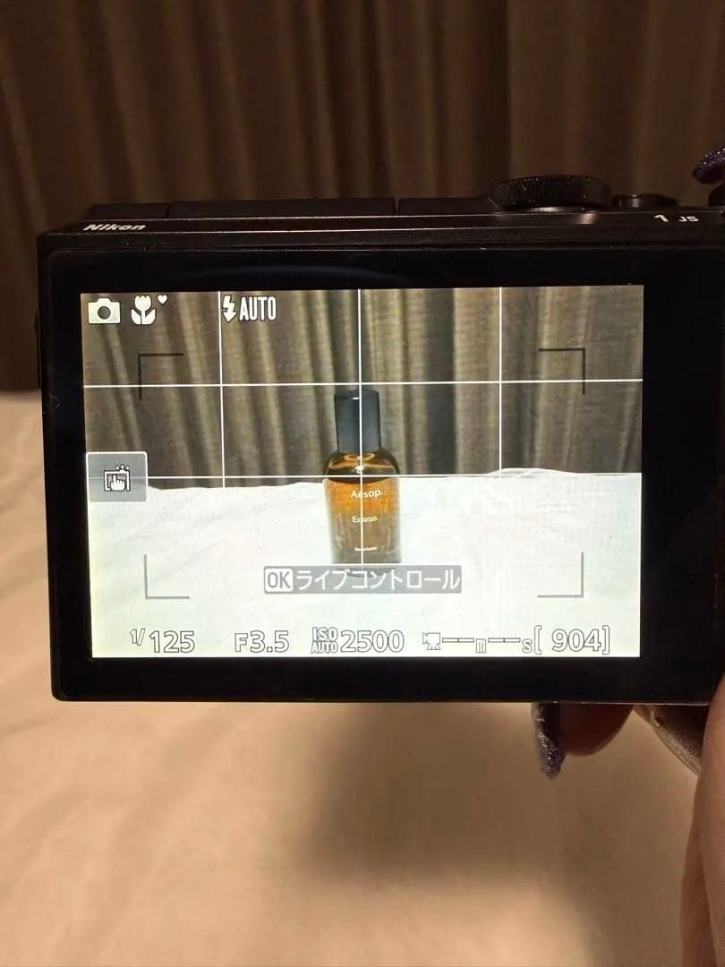 Nikon 1 J5ダブルズームキット ブラック 本体バッテリー充電器付き