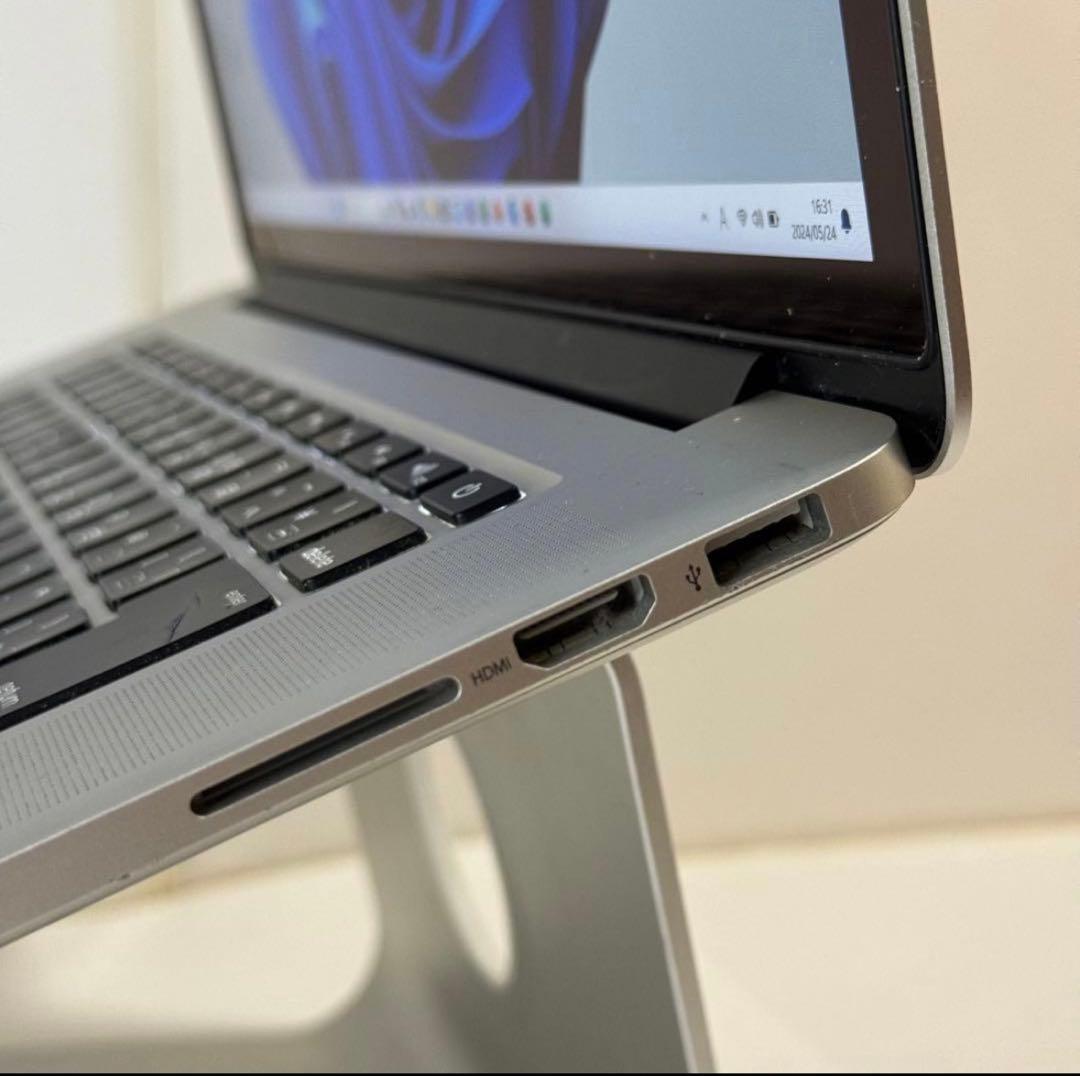 【新生活応援】MacBook Pro 15㌅i7/16G/256G/Office