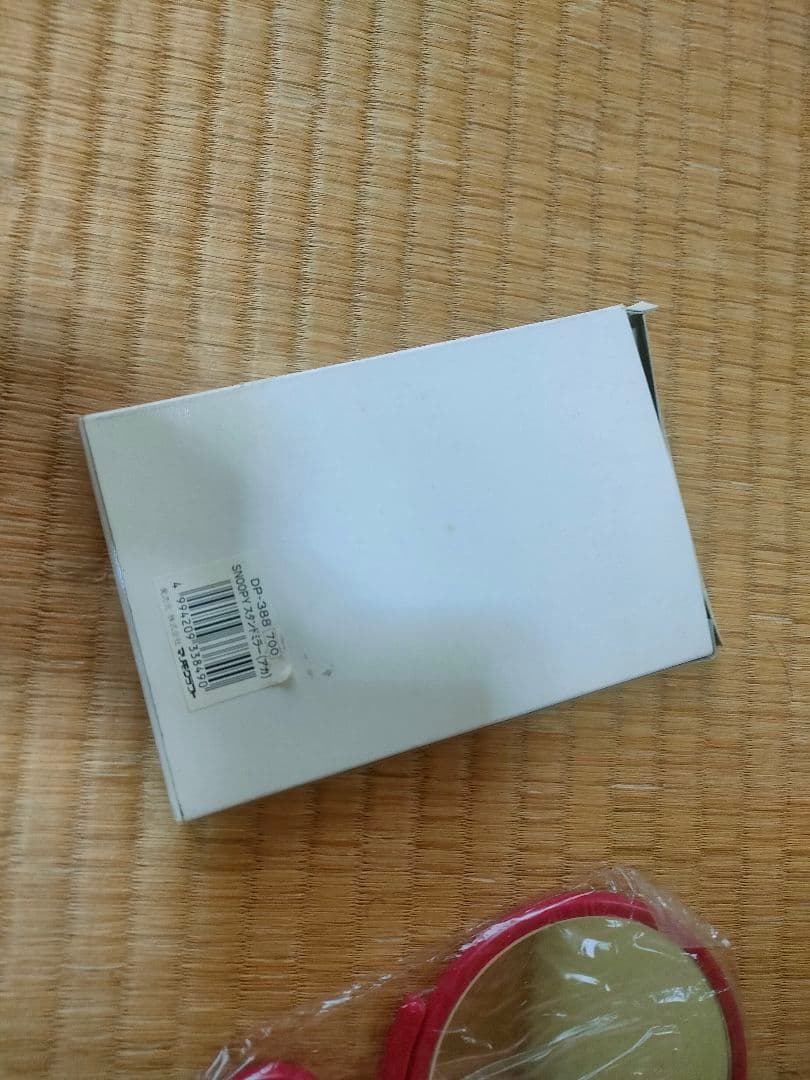 【新品未使用】スヌーピー 円形ミラー 赤色ハンドル