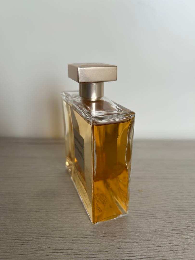 香水　GABRIELLE CHANEL オードパルファム